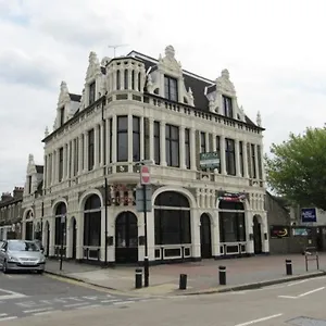 Duke Of Fife Hotel